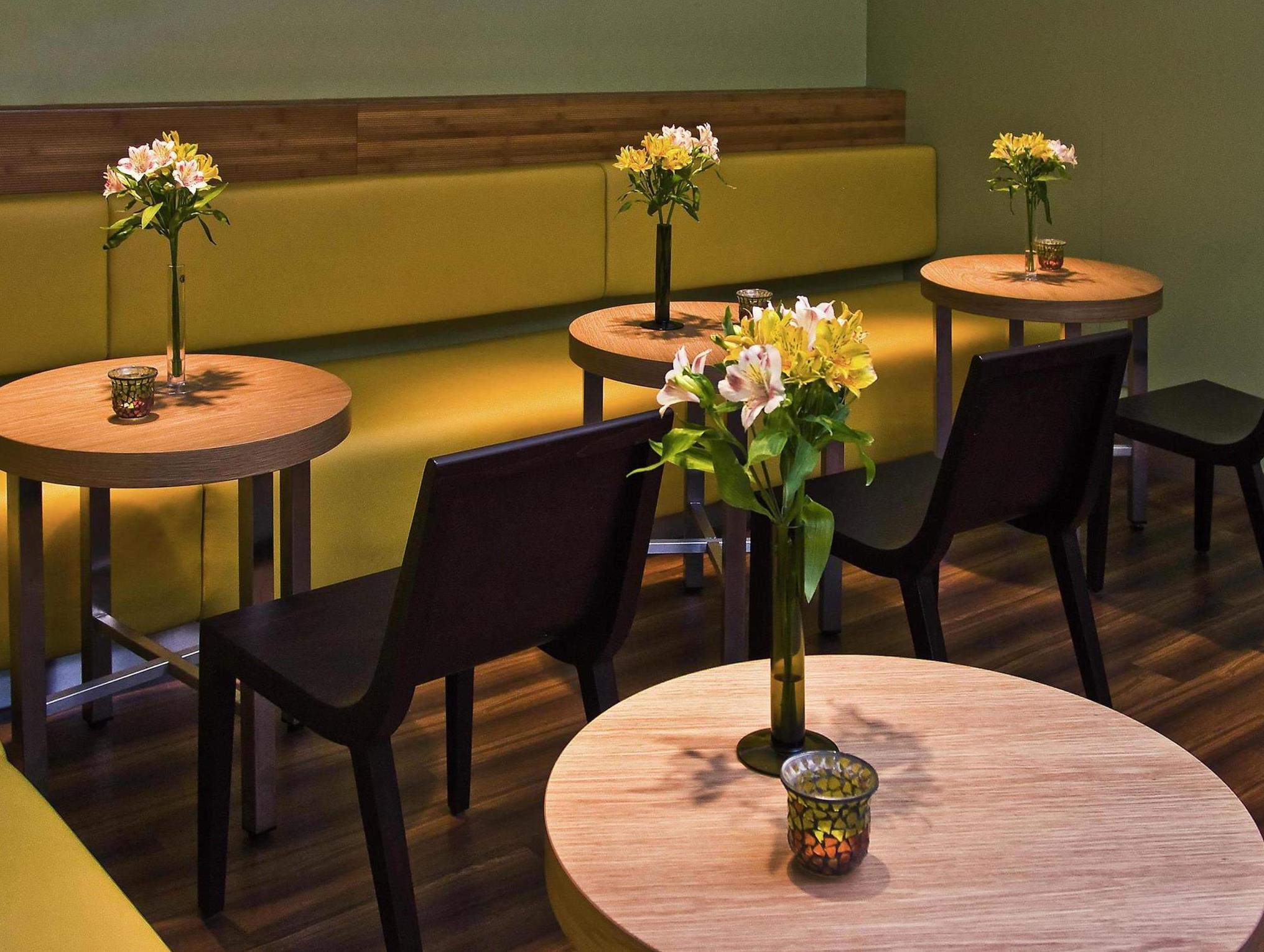 B&B Hotel Essen-Hbf Extérieur photo