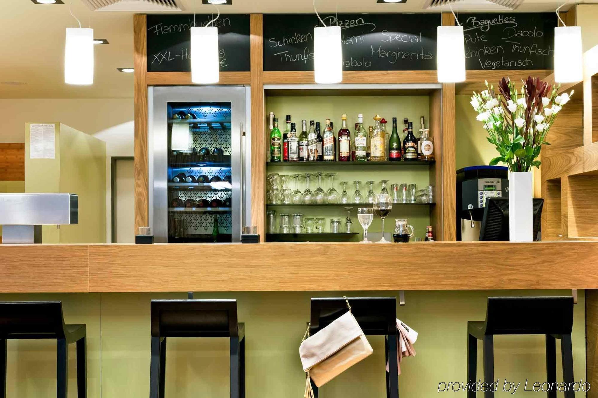 B&B Hotel Essen-Hbf Extérieur photo
